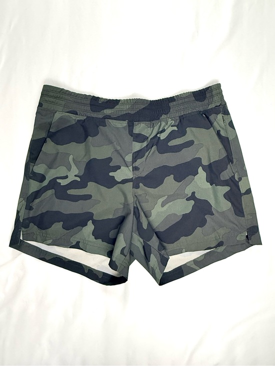Old Navy Pants - Old Navy Active Run Shorts - Olive Camo